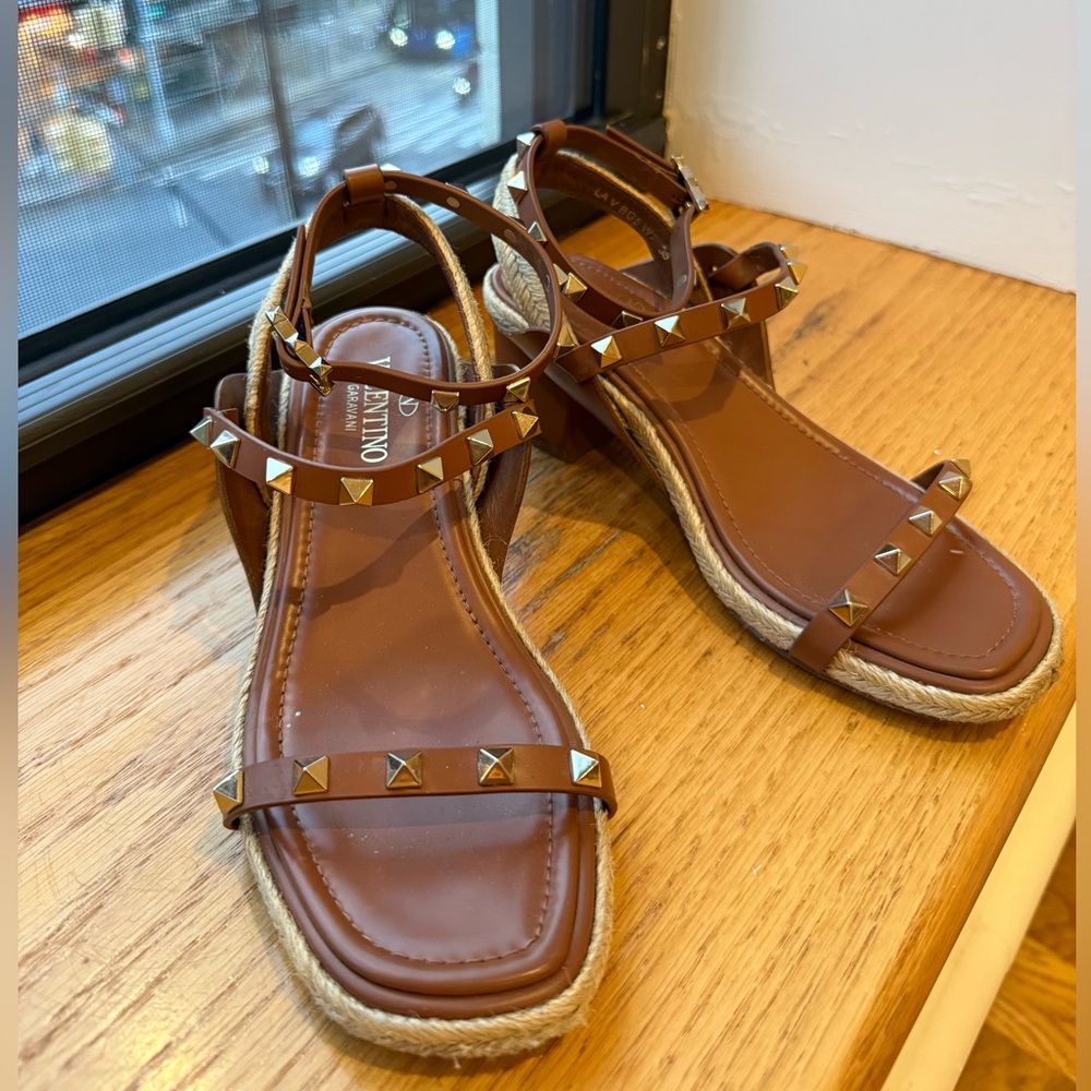 Valentino Cognac Brown Leather Espadrille Rockstud Sandals